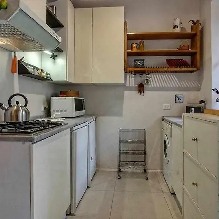Il Tulipano With Patio Apartment *