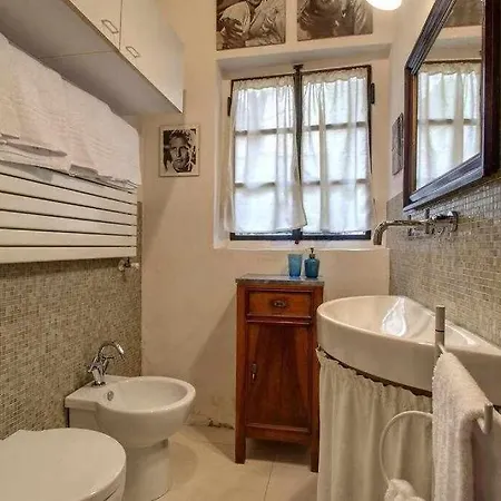 Il Tulipano With Patio Apartment *